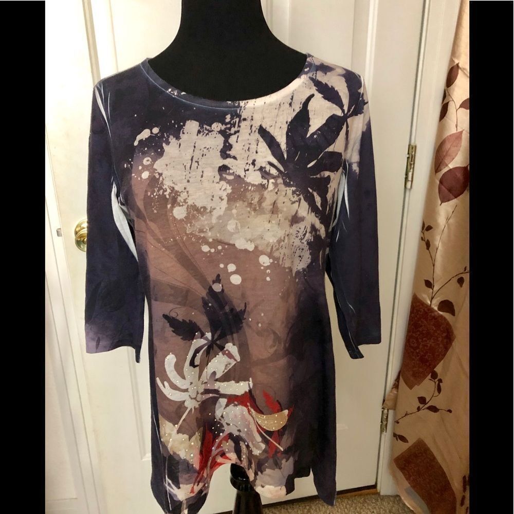 Beautiful shirt by Toffee & Apple size Large
